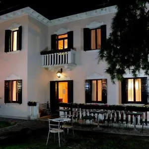 Country house Crispi, Mestre
